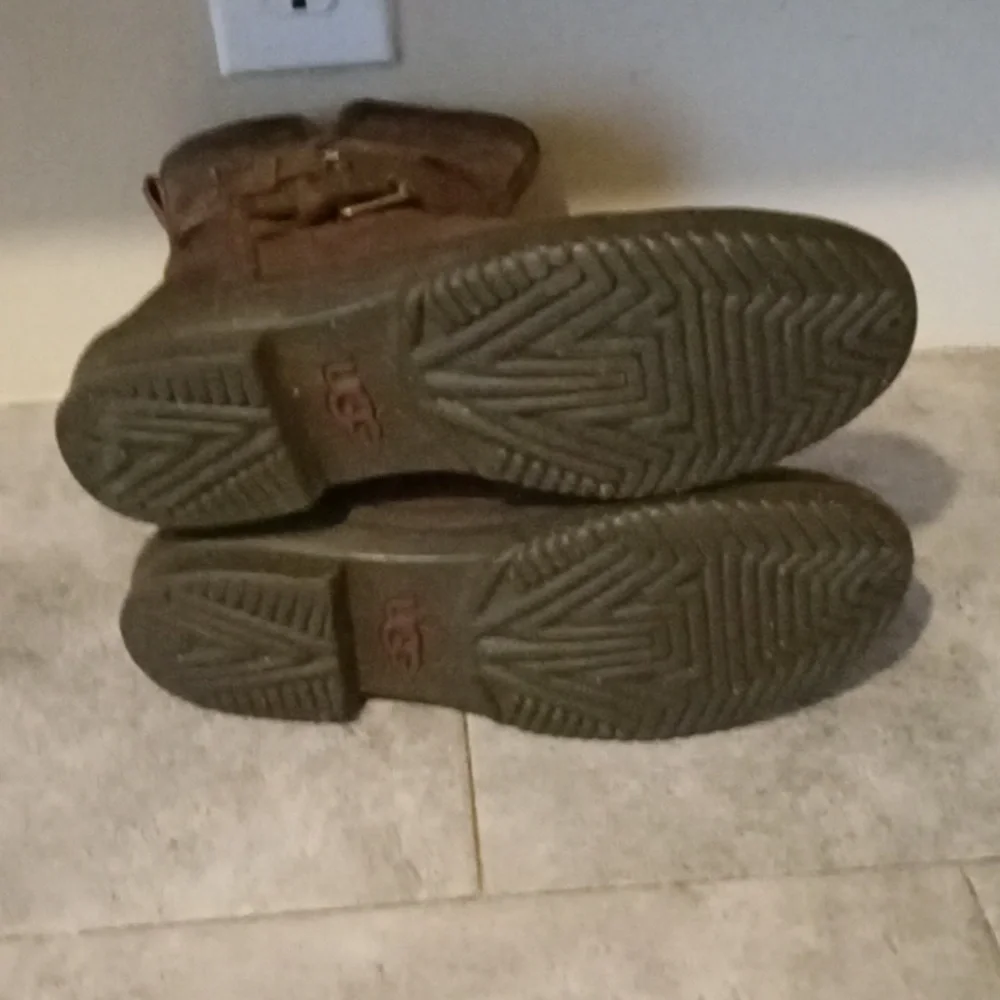 UGG boots size 7.5 women - Picture 5 of 7